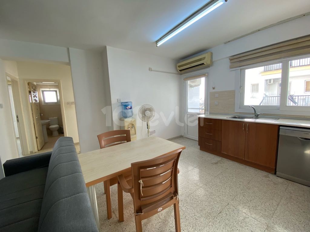Kyrenia Haspolatta 2 + 1 apartment for rent ** 