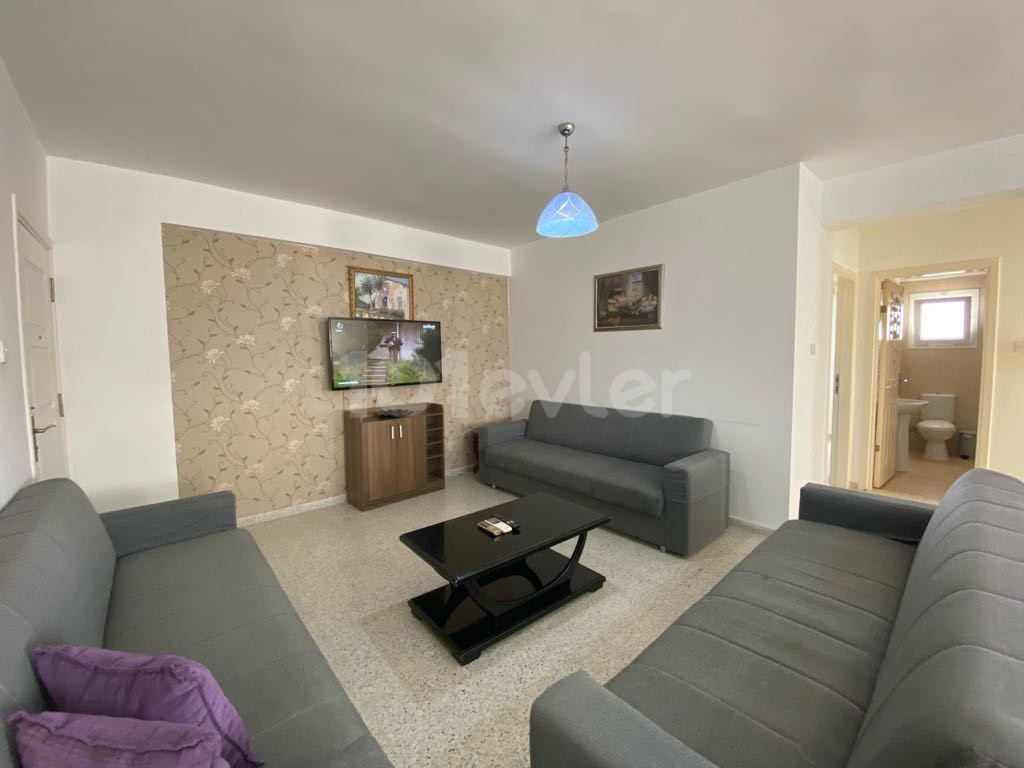 Kyrenia Haspolatta 2 + 1 apartment for rent ** 