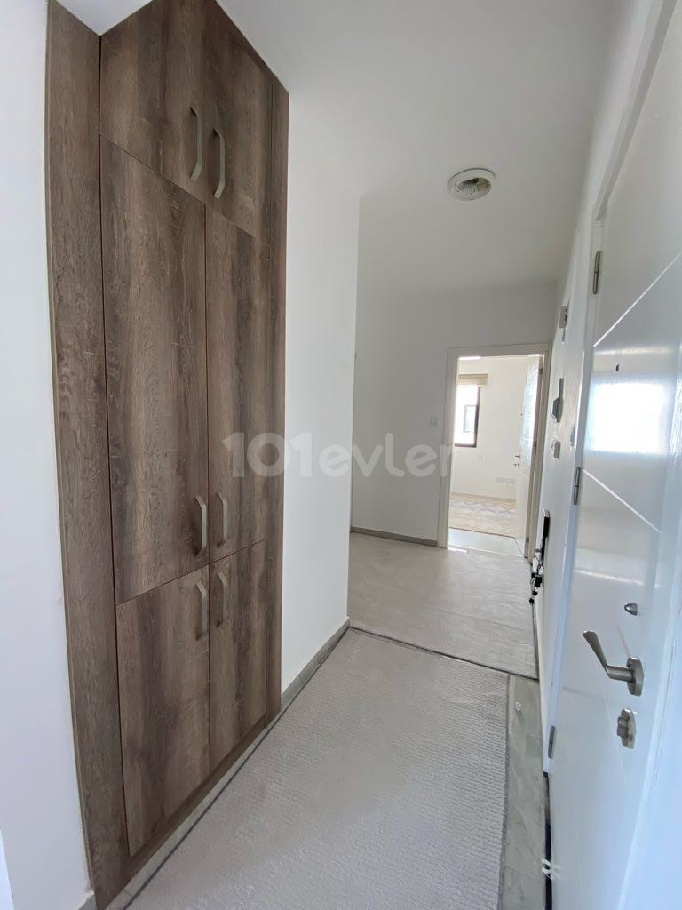 2 + 1 Apartment for sale in Piggies nose in Kucukkaymakli, Nicosia ** 