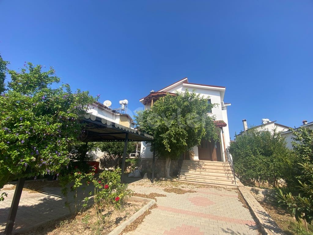 Dikmende 4+1 satılık villa