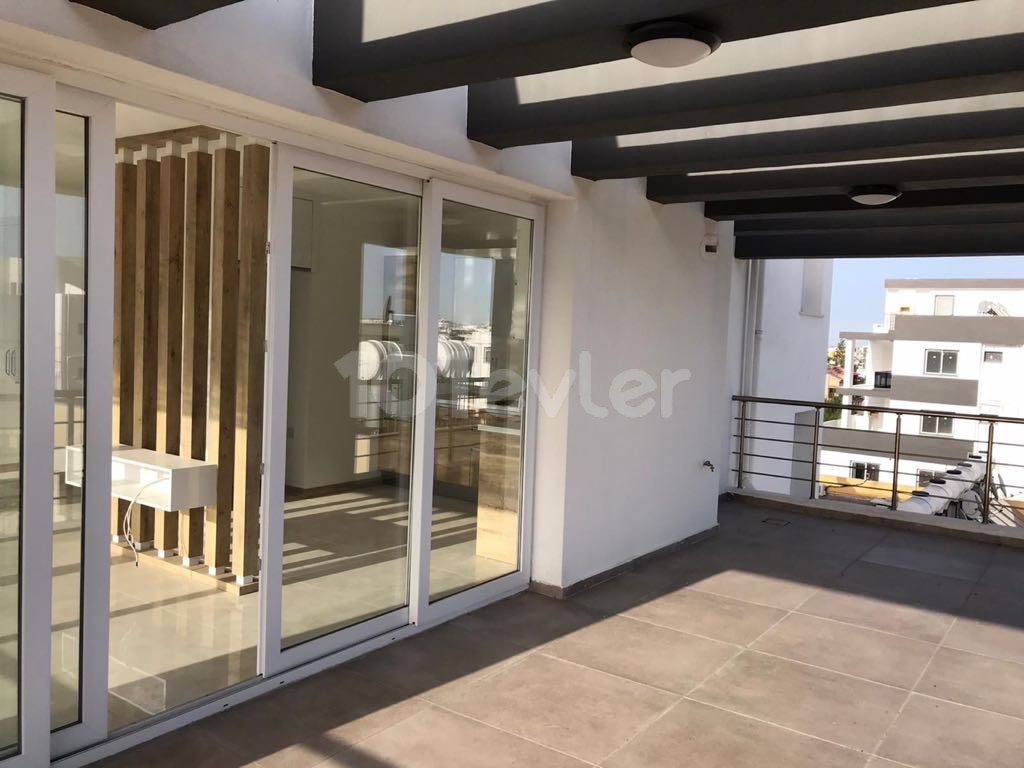 Flat For Sale in Küçük Kaymaklı, Nicosia