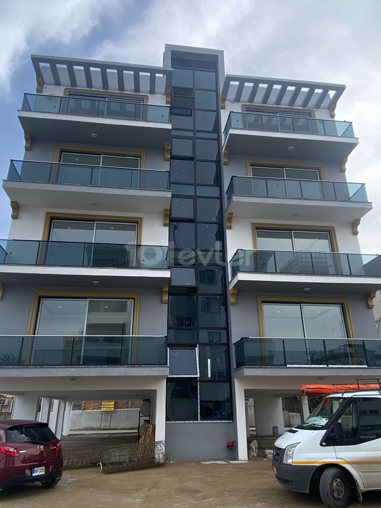 2+1 new unfurnished flat for rent in Nicosia Kizilbas