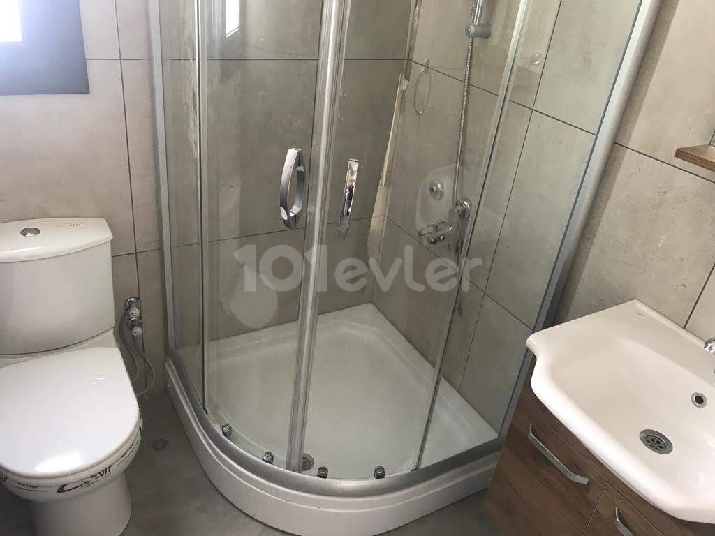 2+1 very clean flat for rent behind Nicosia Dereboyu