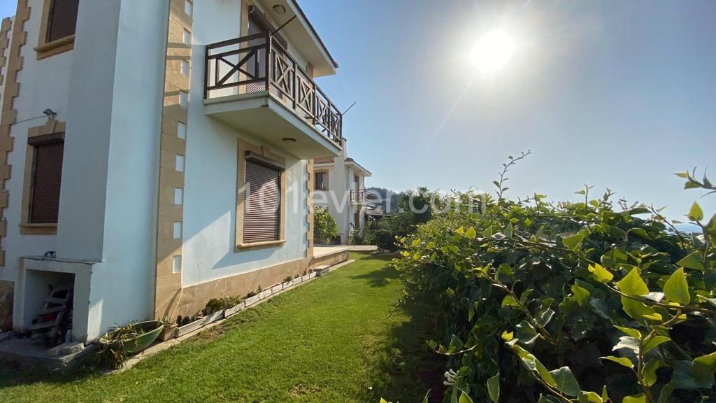 VILLA FOR SALE WITH A WONDERFUL VIEW 1000 METERS FROM ESENTEPE BEACH ** 