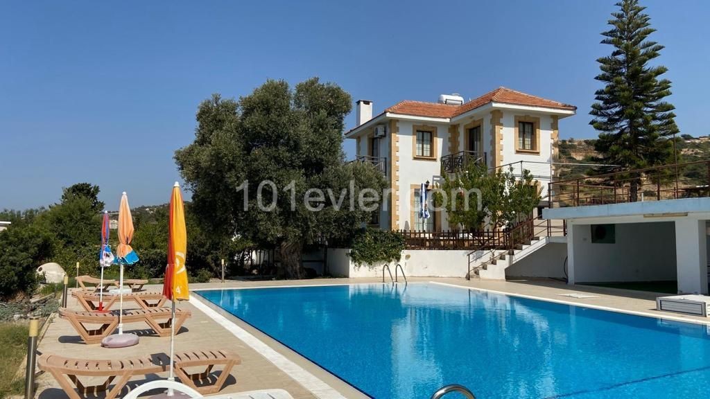 VILLA FOR SALE WITH A WONDERFUL VIEW 1000 METERS FROM ESENTEPE BEACH ** 