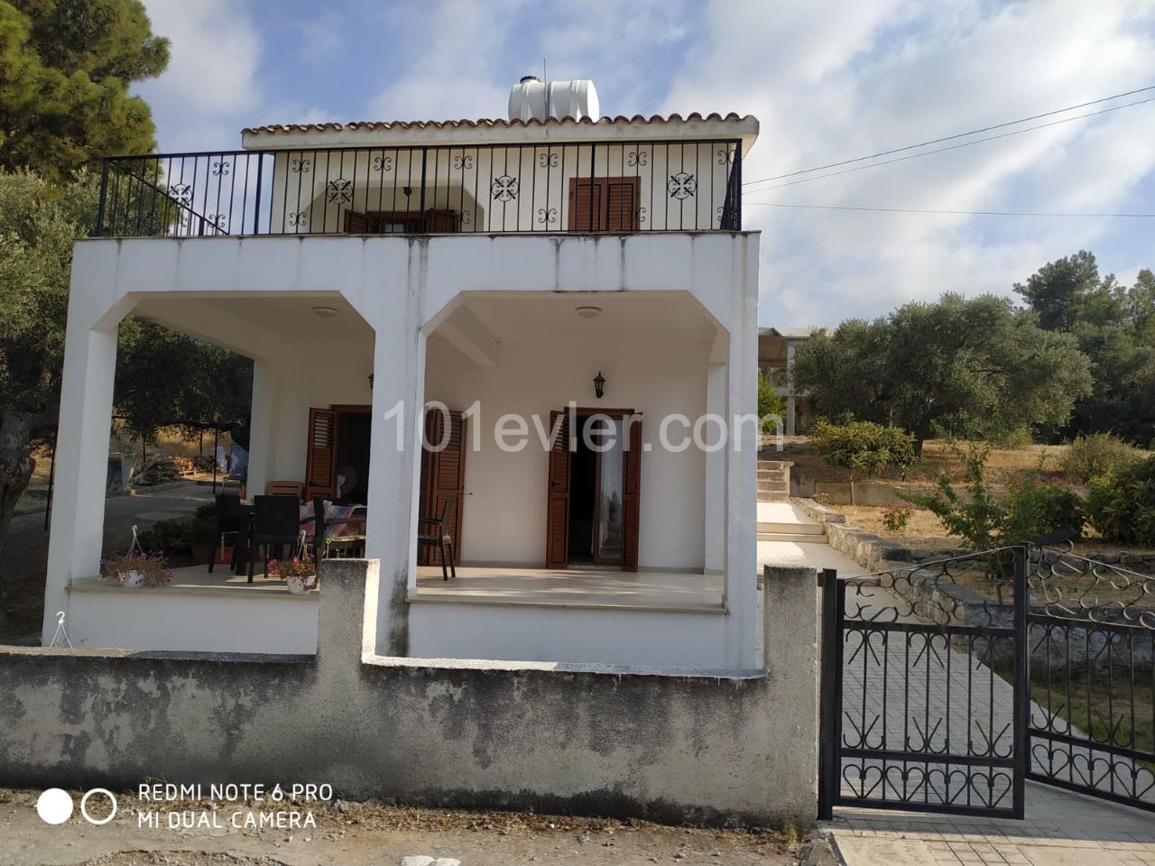 DETACHED HOUSE FOR SALE IN KARAAĞAÇTA ENGLISH NEIGHBORHOOD ** 