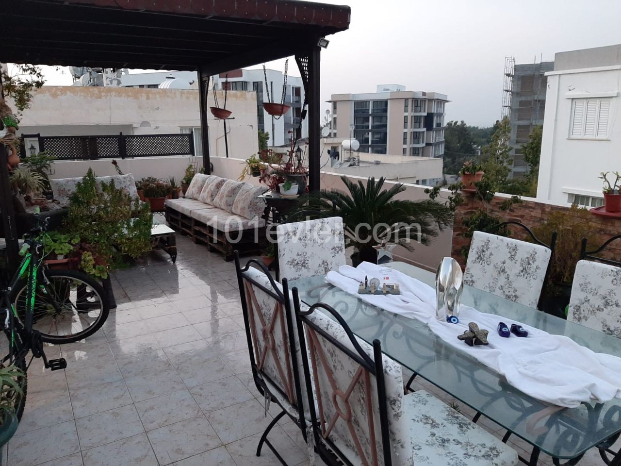 GİRNE NUSMAR MARKET BÖLGESİ GENİŞ TERASLI SATILIK PENTHOUSE