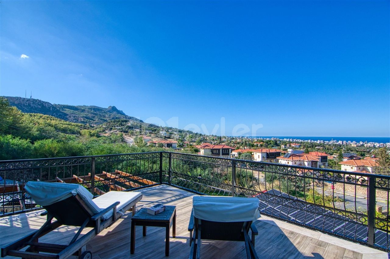 MOUNTAIN AND SEA VIEW VILLA FOR SALE IN BELLAPAIS ** 