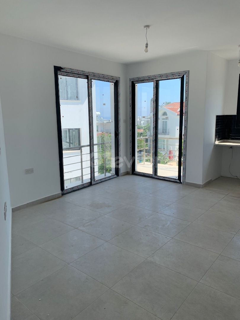 ALSANCAK ATATUK 2 + 1 FURNISHED APARTMENT FOR RENT OPPOSITE THE BUST ** 