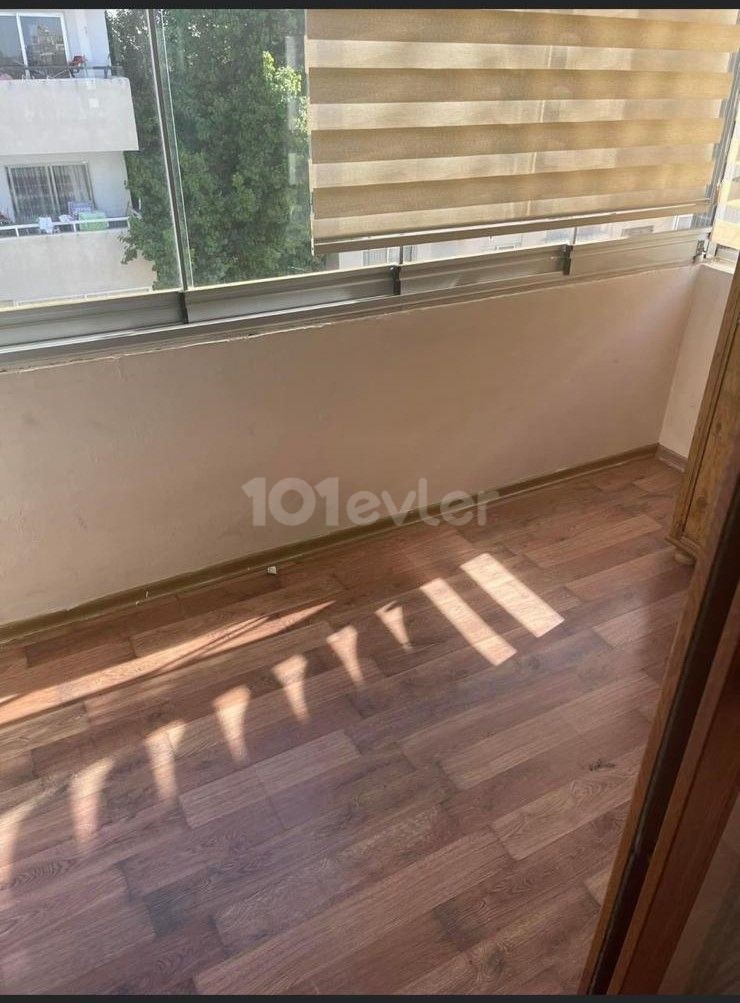 KYRENIA/ZEYTINLIK 3 +1 APARTMENT FOR SALE ** 