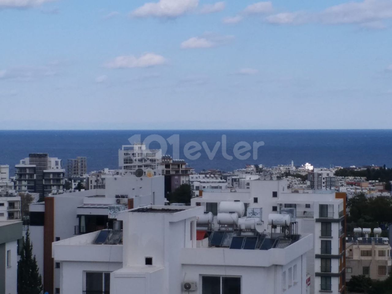 3+1 PENTHOUSE ZUM VERKAUF IN KYRENIA SOZIALWOHNUNGEN ** 