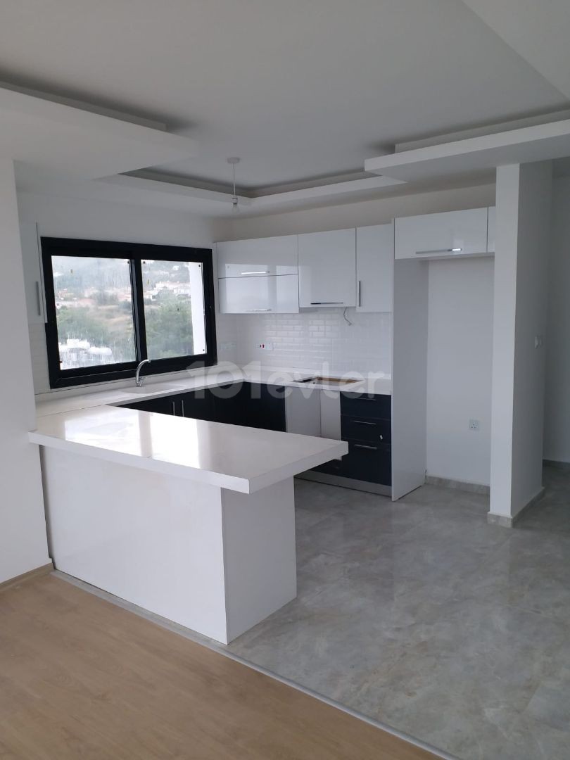 3+1 PENTHOUSE ZUM VERKAUF IN KYRENIA SOZIALWOHNUNGEN ** 