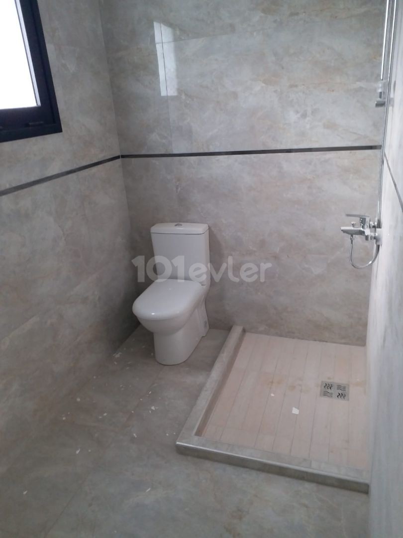 GİRNE SOSYAL KONUTLAR BÖLGESİ SATILIK 2+1 PENTHOUSE