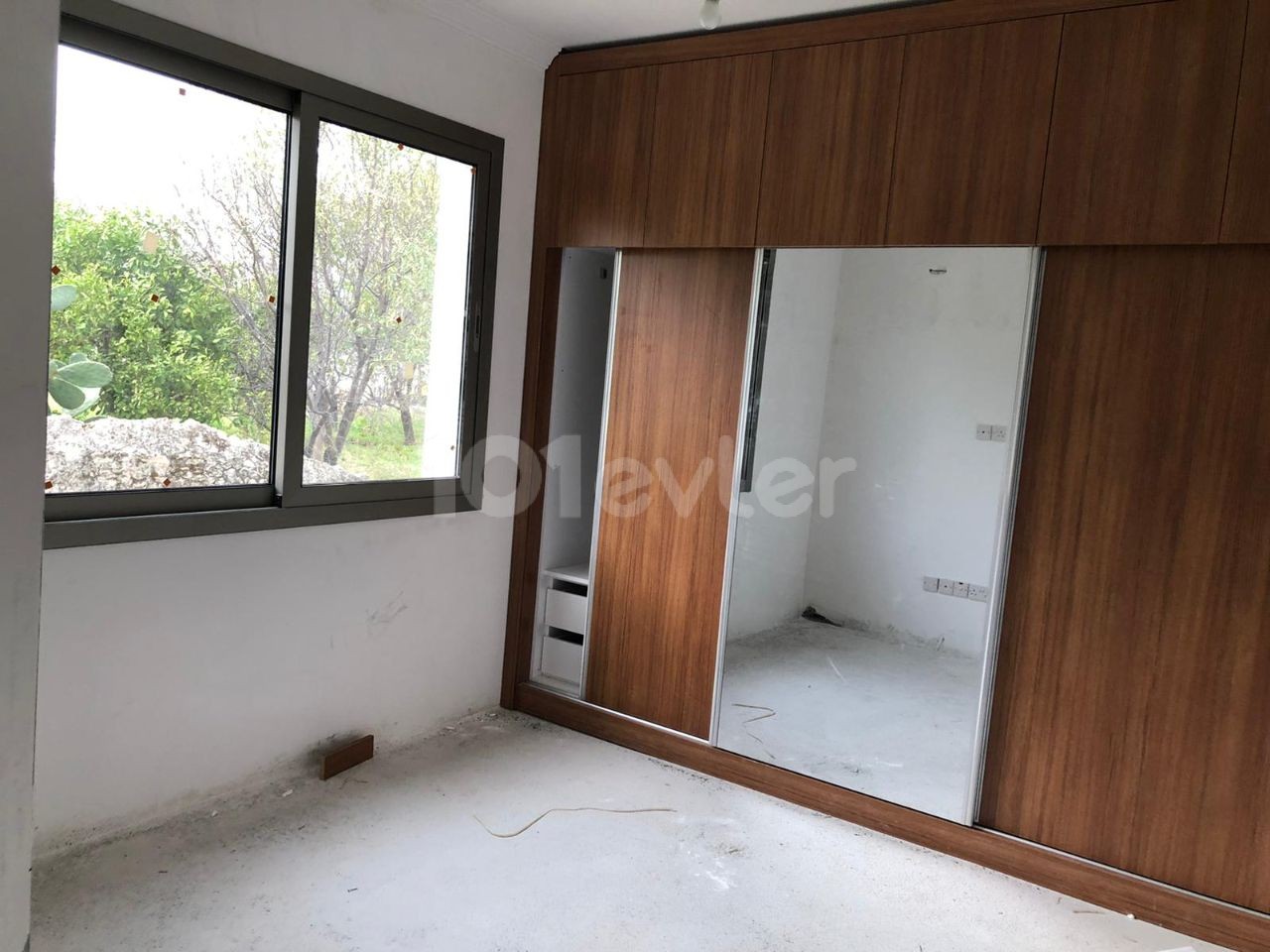 ALSANCAK KÖYİÇİ SATILIK 2+1 DAİRE