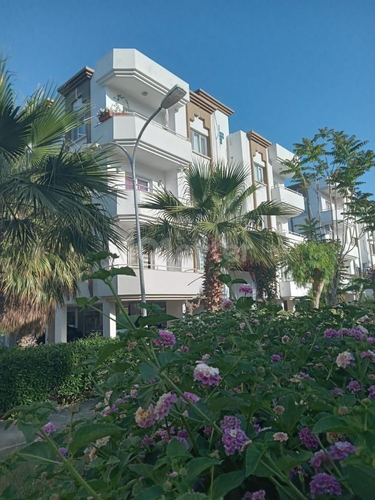 3+1 WOHNUNG ZUM VERKAUF IN KYRENIA ZENTRUM ** 