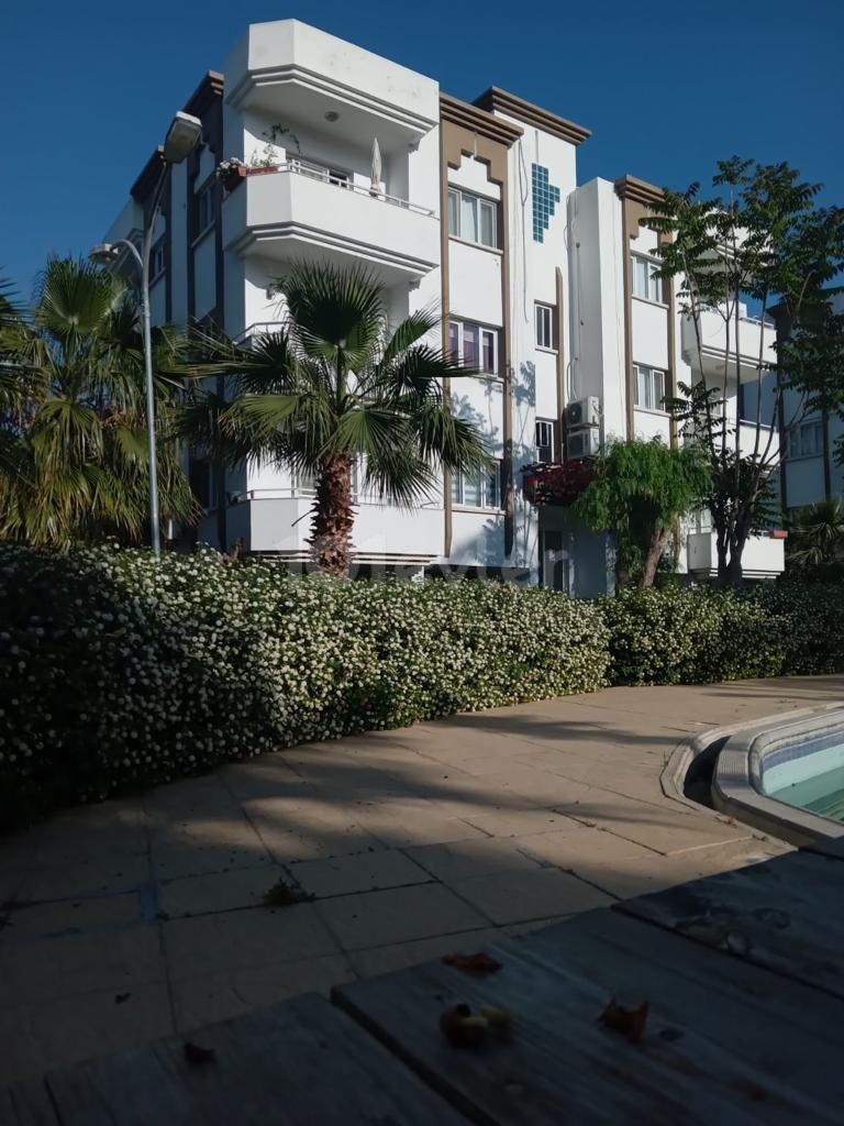 3+1 WOHNUNG ZUM VERKAUF IN KYRENIA ZENTRUM ** 