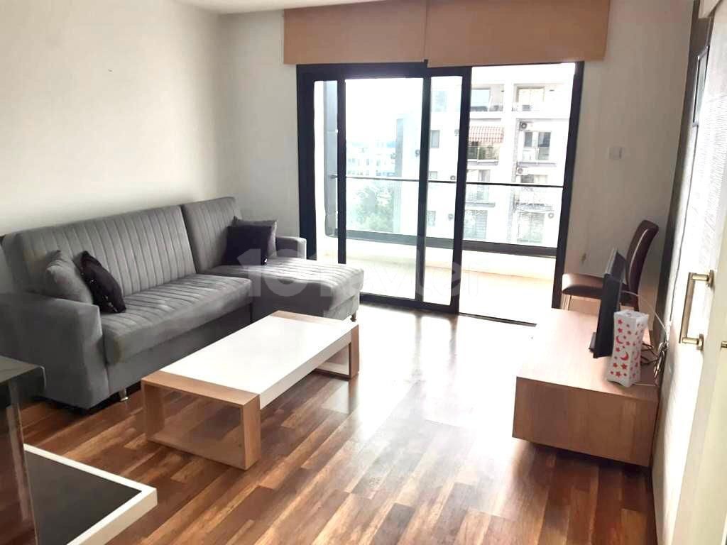 GİRNE MERKEZDE TÜRK KOÇANLI SATILIK 2+1 DAİRE