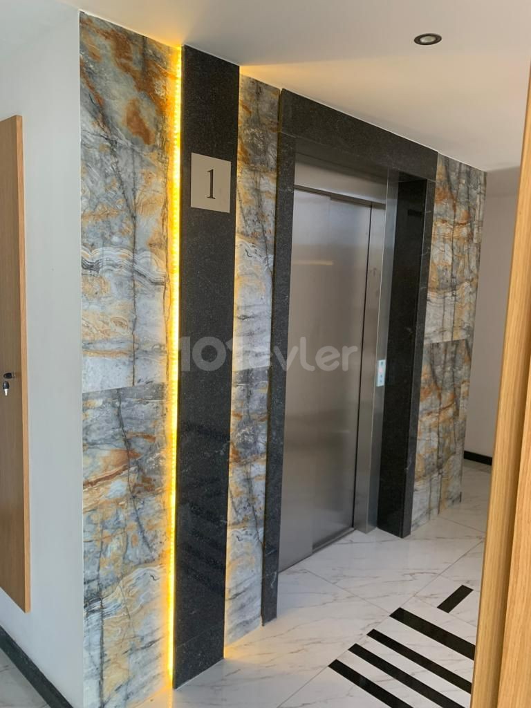 LORD PALACE HOTELİNE YÜRÜME MESAFESİNDE SATILIK 2+1 DAİRE