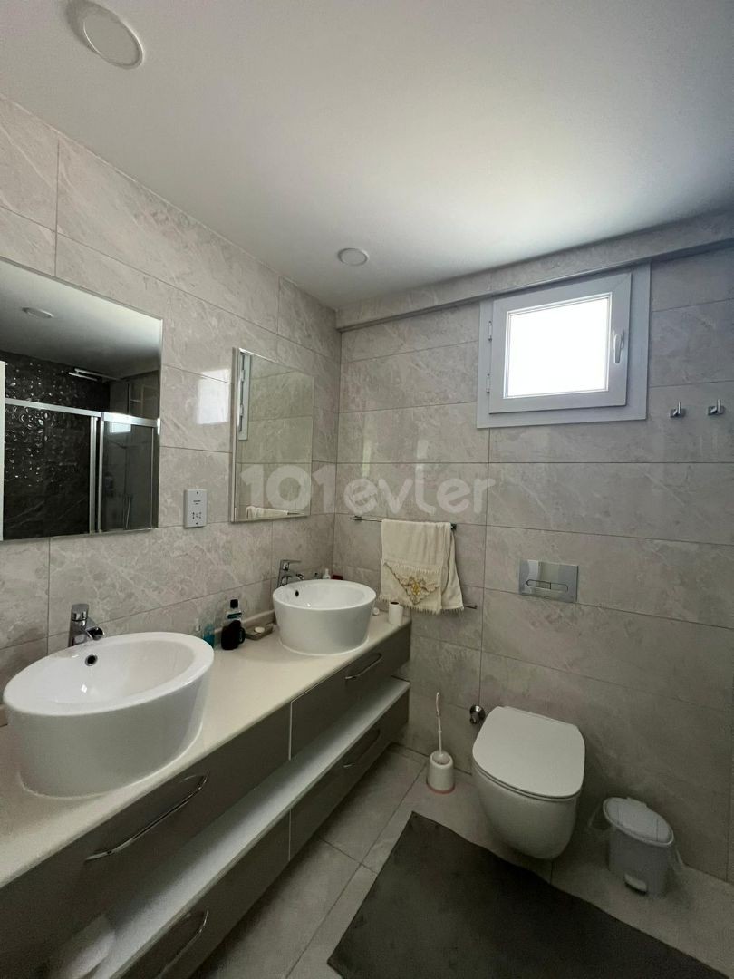 3+ 1 PENTHOUSE FOR SALE IN THE CENTER OF KYRENIA ** 