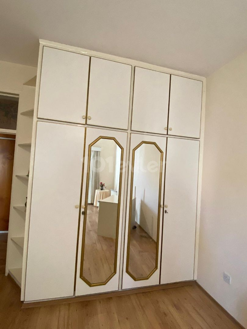 KAŞGAR MARKET BÖLGESİ KİRALIK 3+1 DAİRE 