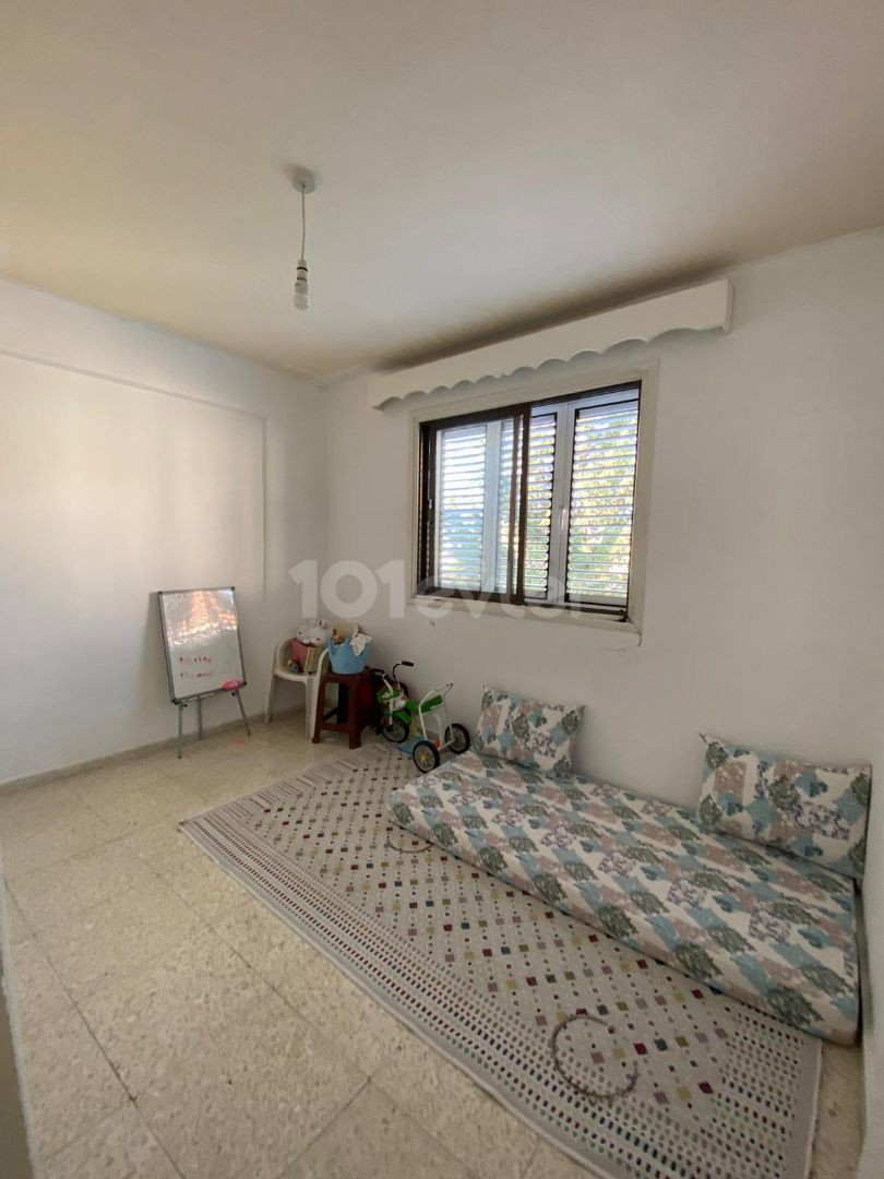 GİRNE MERKEZ SATILIK 2+1 DAİRE