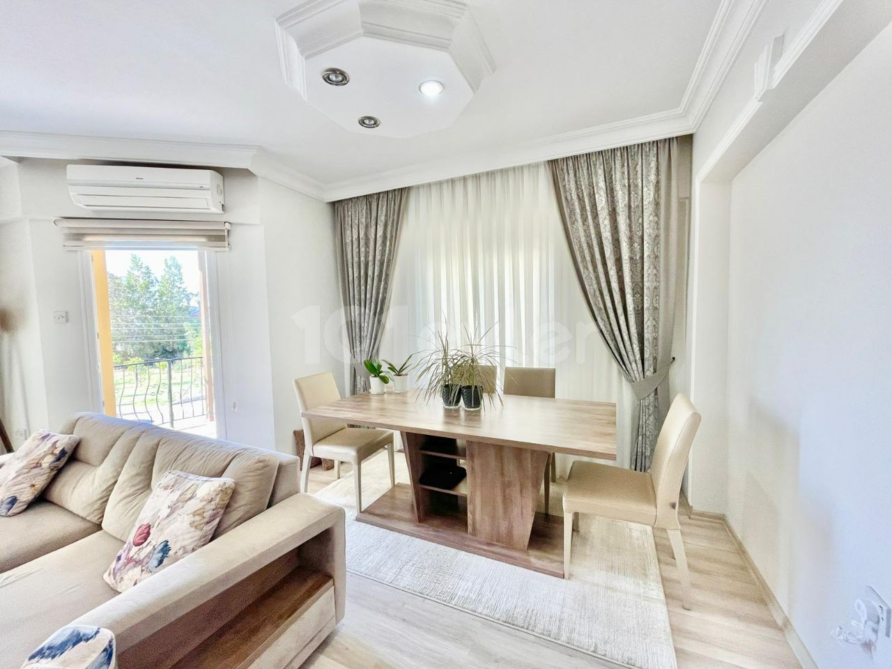 GİRNE MERKEZ'DE SATILIK 3+1 DAİRE