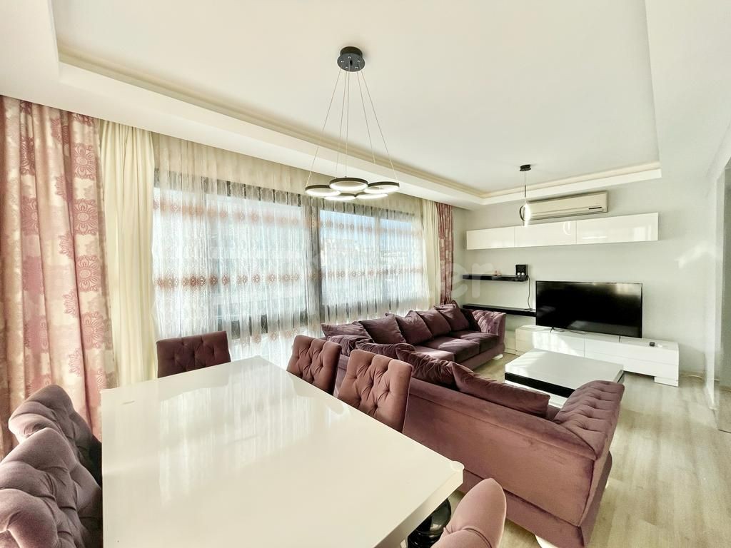 GİRNE MERKEZ'DE SATILIK 3+1 DAİRE 