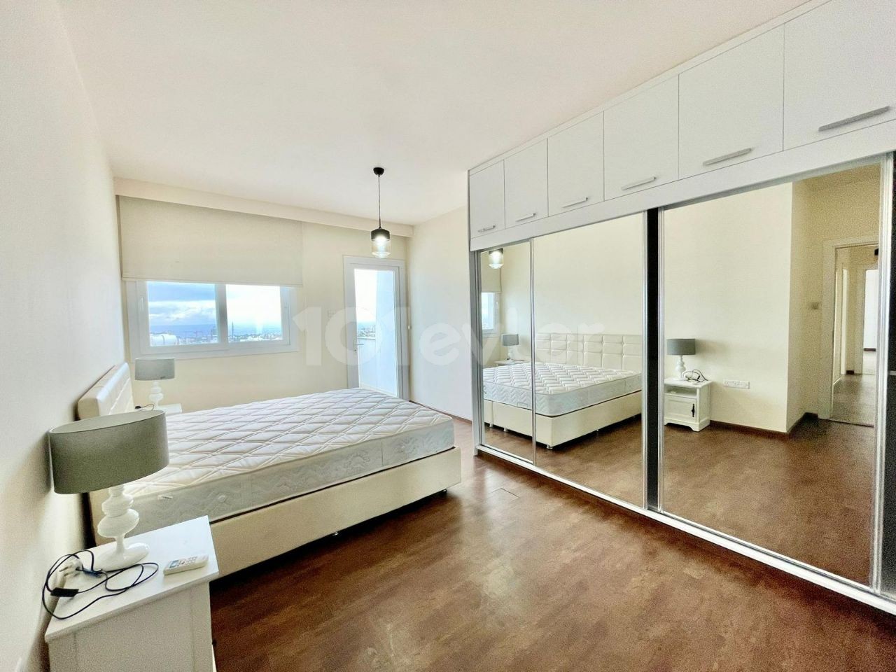 GİRNE MERKEZ'DE SATILIK 3+1 PENTHOUSE