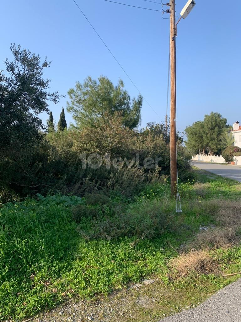 Residential Zoned Plot For Sale in Karşıyaka, Kyrenia