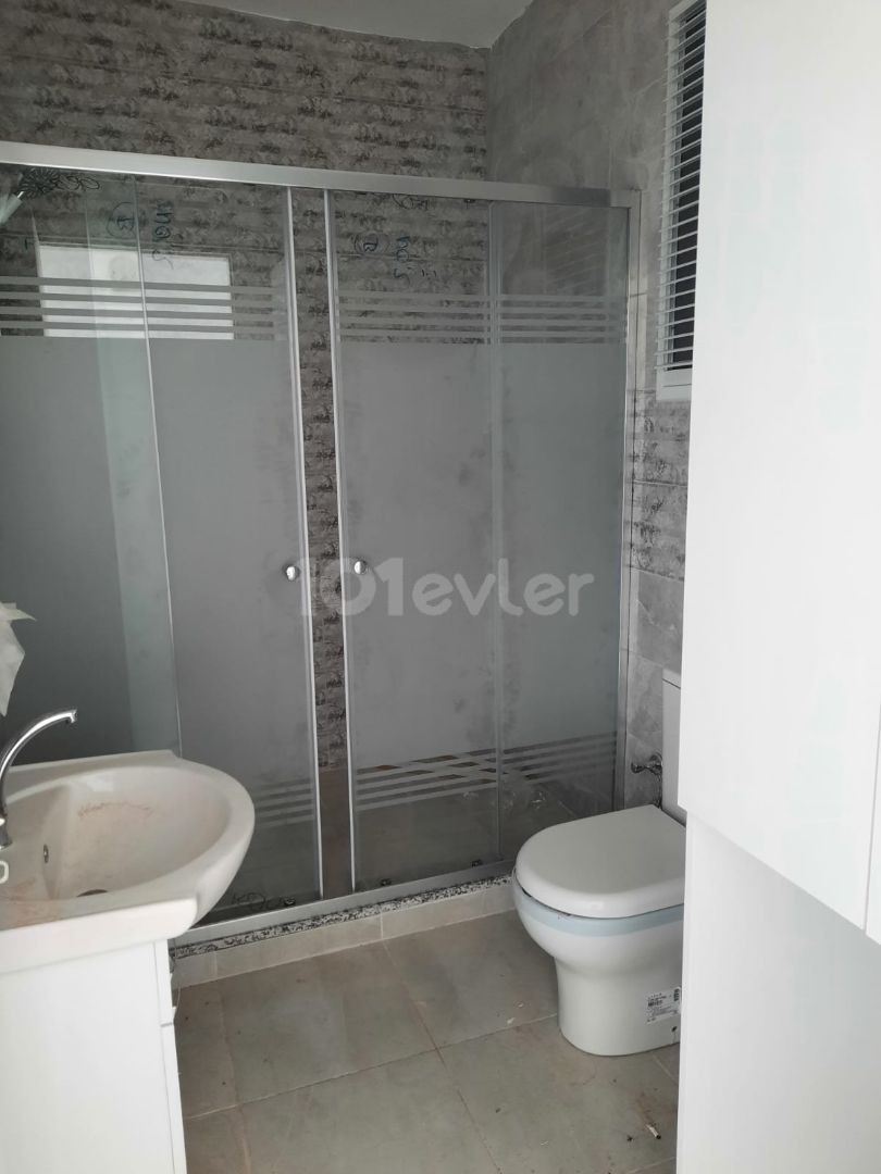 2+1 FLAT FOR SALE ON GROUND FLOOR IN KYRENIA-ALSANCAK WALKING DISTANCE TO THE SEA