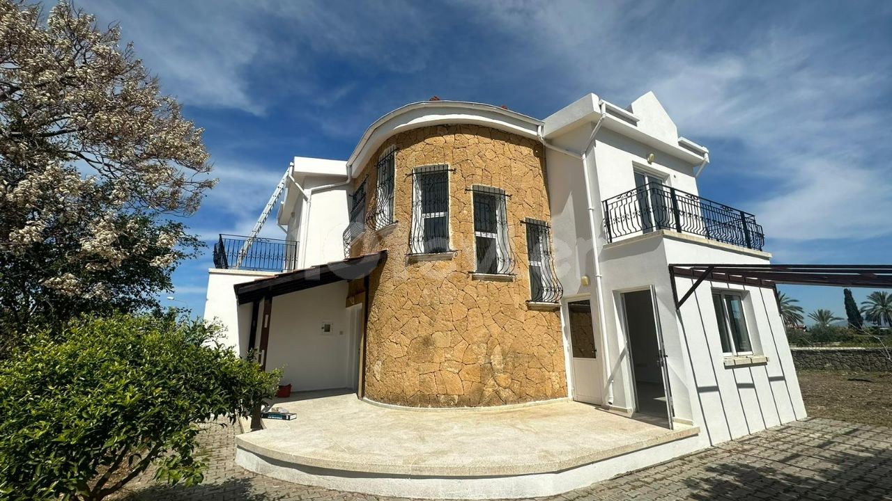 Villa To Rent in Bellapais, Kyrenia