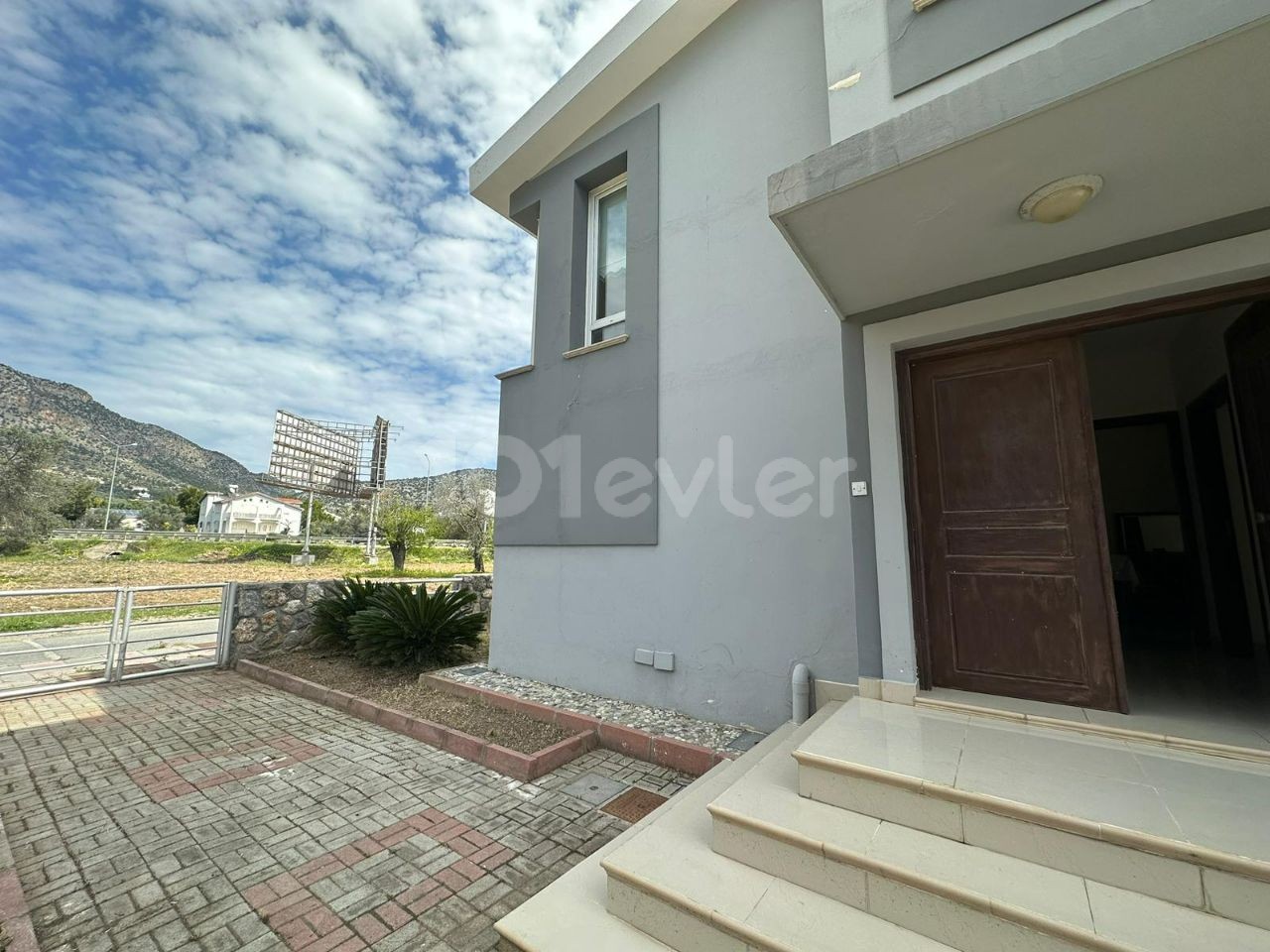 GİRNE BOĞAZKÖY 3+1 VILLA FOR SALE WITH TURK MALI POOL