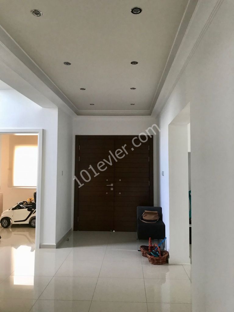 GONYELIDE SUPER LUKS TURK MALI VILLA, 5 КОМНАТ 300 M2, ЗАКРЫТЫЙ ГАРАЖ, ТЕЛ: 0542 867 1000 ** 