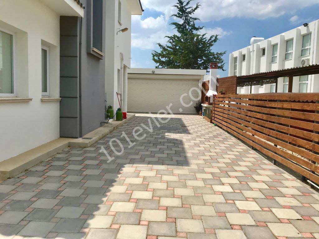 GONYELIDE SUPER LUKS TURK MALI VILLA, 5 КОМНАТ 300 M2, ЗАКРЫТЫЙ ГАРАЖ, ТЕЛ: 0542 867 1000 ** 