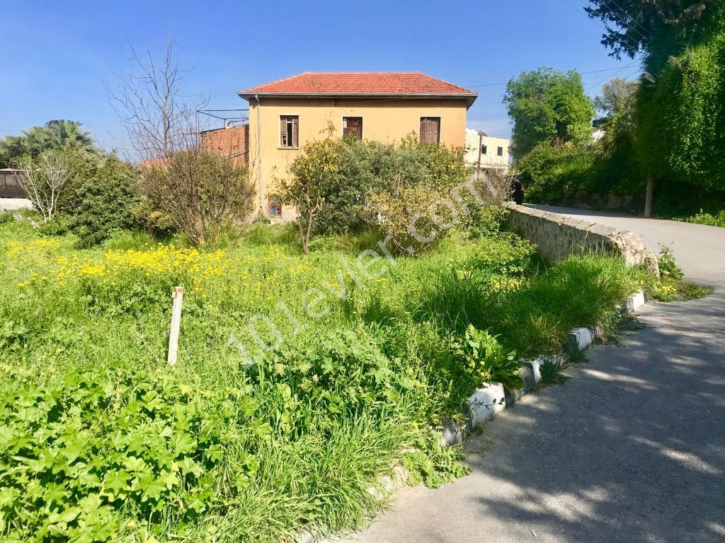 Residential Zoned Plot For Sale in Alsancak, Kyrenia