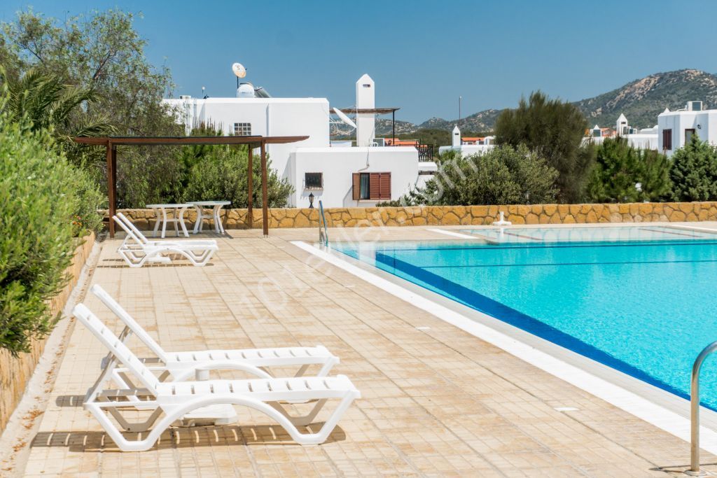 CYPRUS-FRESHWATER , SUPER LOCATION , LARGE 3-BEDROOM TWIN VILLA , 170 M2 , POOL SITE , 100 M FROM THE SEA. TEL : 0542 867 1000 ** 