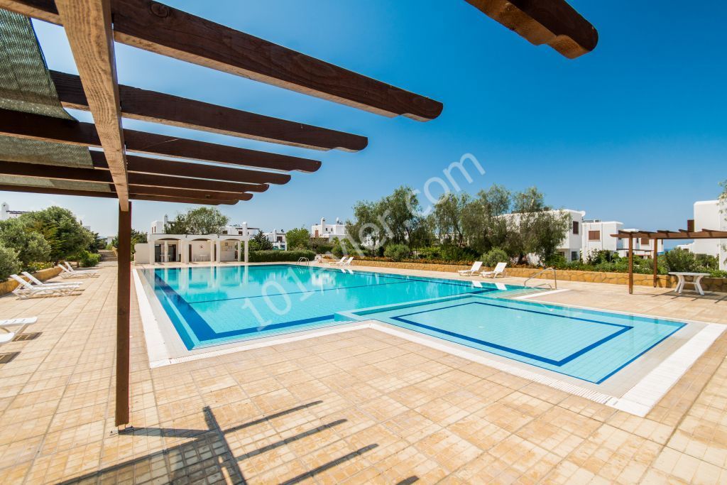 CYPRUS-FRESHWATER , SUPER LOCATION , LARGE 3-BEDROOM TWIN VILLA , 170 M2 , POOL SITE , 100 M FROM THE SEA. TEL : 0542 867 1000 ** 