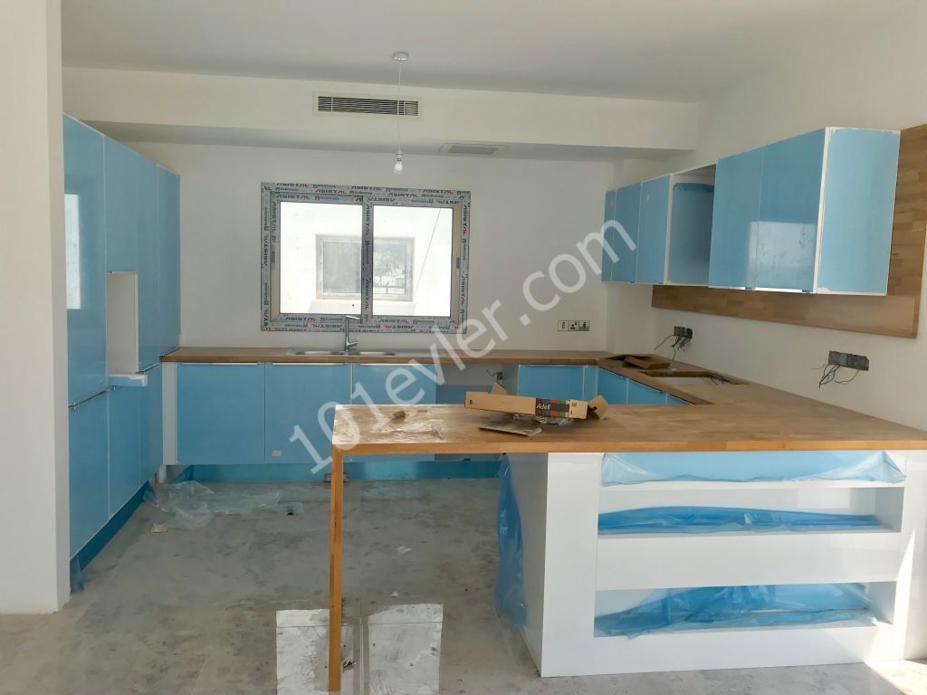 KYRENIA CATALKOY , CLOSE TO SEA, DETACHED BRAND NEW VILLA WITH POOL , 