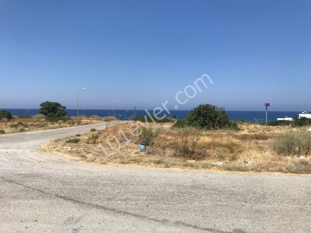 KYRENIA CATALKOY , CLOSE TO SEA, DETACHED BRAND NEW VILLA WITH POOL , 