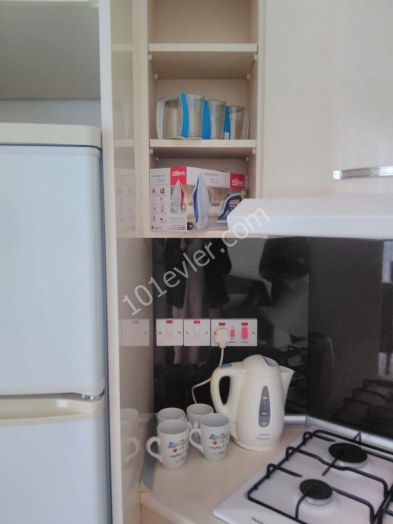 Penthouse 1bedroom flat  for rent in Kyrenia city, Alsancak  0533-829-71-29