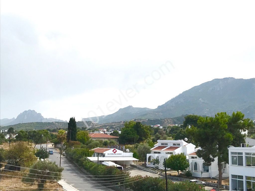 GIRNE CATALKOY , VILLA MADE IN TURKEY , SPACIOUS 4-BEDROOM , DECKHOUSE , 750 M2 PLOT OF LAND, TEL : 0542 8671000 ** 