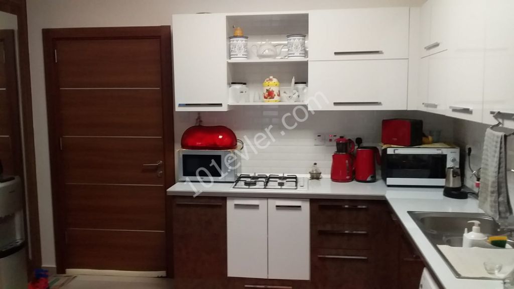 GİRNE YENİ LİMAN BÖLGESİNDE 2+1 SATILIK APARTMAN DAİRE