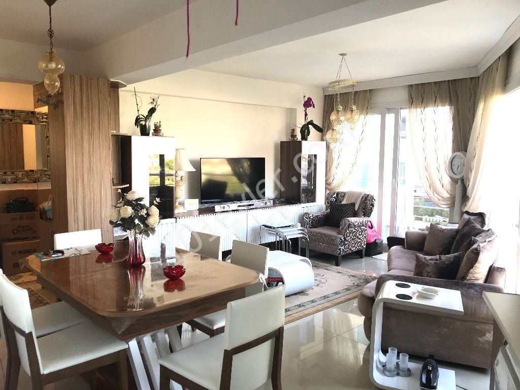 SPACIOUS AND SPACIOUS 3+1 FULL FURNISHED APARTMENT WITH SEA AND MOUNTAIN VIEWS, LUXURY APARTMENT ** 