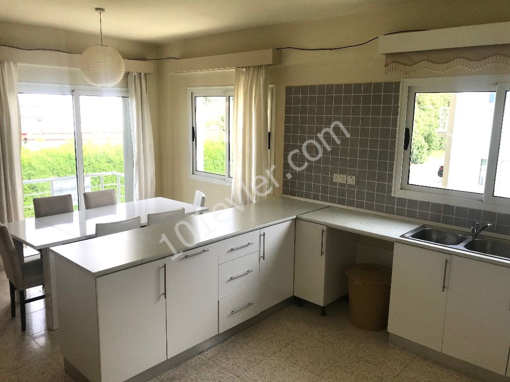 Flat For Sale in Karaoğlanoğlu, Kyrenia