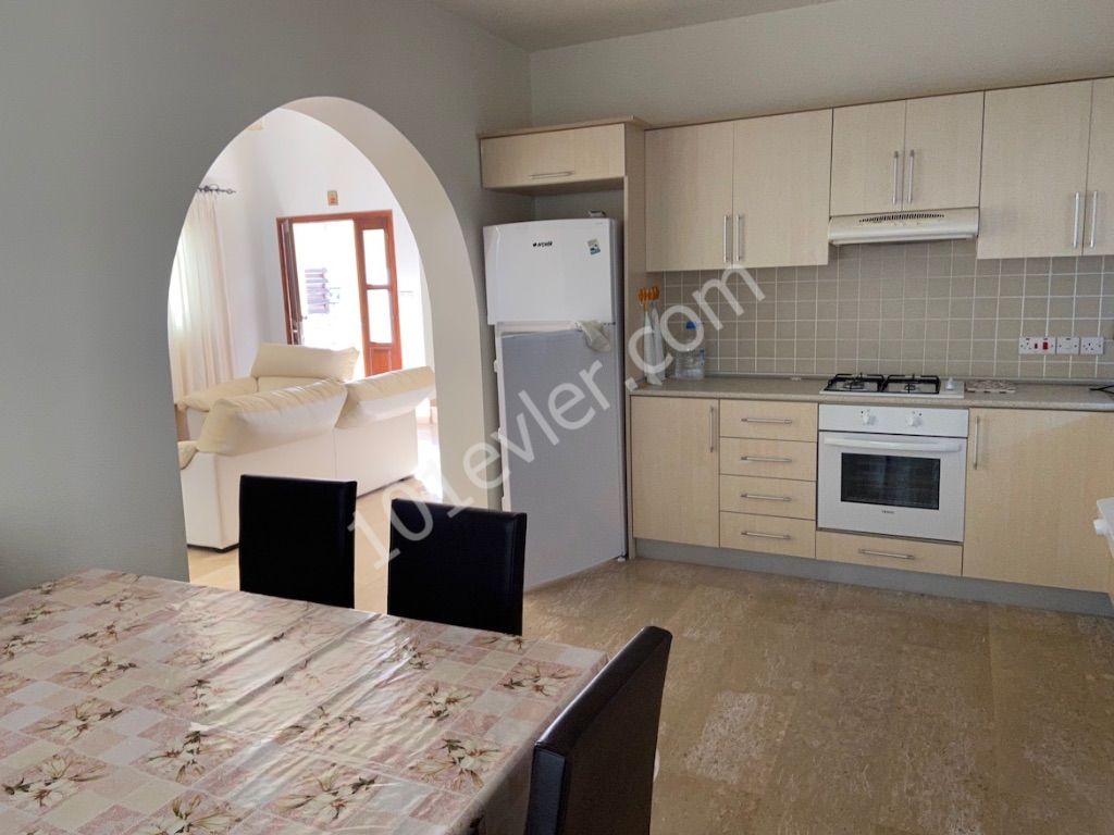 GIRNE KARSIYAKA , BEAUTIFUL DETACHED VILLA WITH POOL , CLOSE TO SEA , GARDEN , PARKING , FURNISHED , GREAT VALUE FOR MONEY 