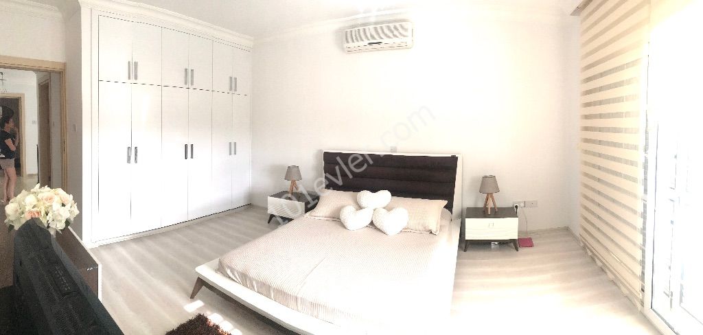 GIRNE OZANKOY , MUSTAKIL VILLA , 3-BEDROOM , FULLY FURNISHED, SUPER LOCATION , SPACIOUS AND WELL-MAINTAINED GARDEN ** 