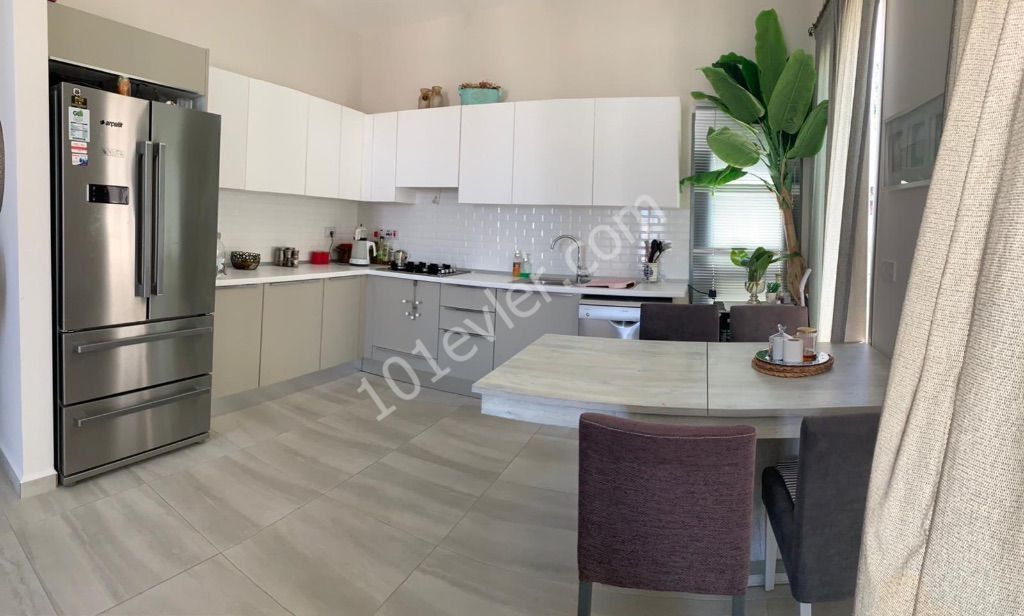 GIRNE ALSANCAKTA, CYPRUS TOWNHOUSES,SPACIOUS AND MODERN 2+1, PRIVATE GARDEN, ESCAPE BEACH 200M, SHARED POOL, VERY PRIVATE SITE WITH CLEAN AND WELL-MAINTAINED, CAFE ** 