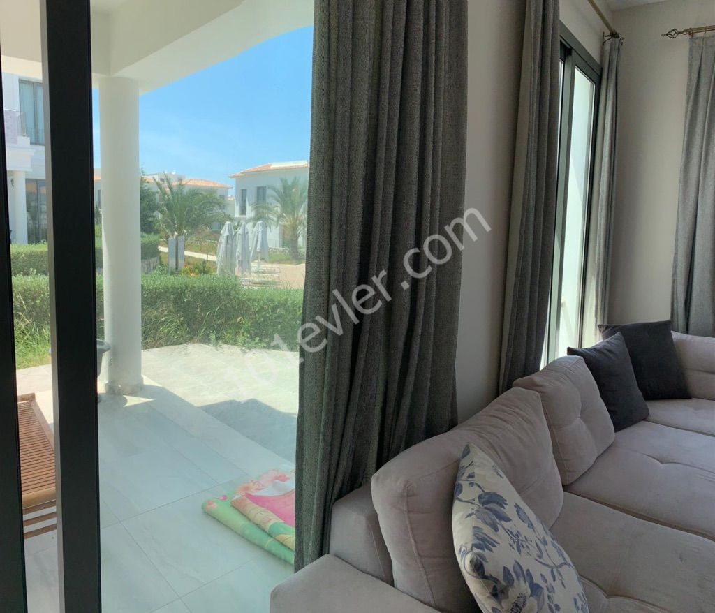 GIRNE ALSANCAKTA, CYPRUS TOWNHOUSES,SPACIOUS AND MODERN 2+1, PRIVATE GARDEN, ESCAPE BEACH 200M, SHARED POOL, VERY PRIVATE SITE WITH CLEAN AND WELL-MAINTAINED, CAFE ** 