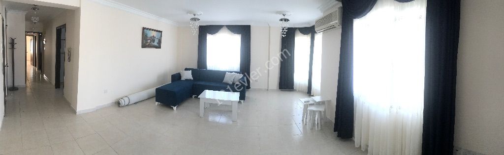 THE APARTMENT IS LOCATED IN THE CENTER OF KASKAR DISTRICT, WITH SUPER DECOR,NO COST, LARGE 3+2 APARTMENT , 135 M2, CREDIT CARD TEL : 0542 867 1000 ONER ** 