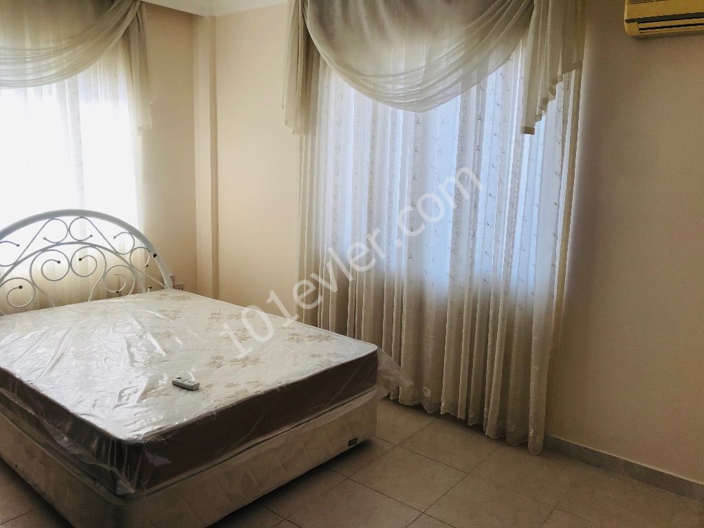 THE APARTMENT IS LOCATED IN THE CENTER OF KASKAR DISTRICT, WITH SUPER DECOR,NO COST, LARGE 3+2 APARTMENT , 135 M2, CREDIT CARD TEL : 0542 867 1000 ONER ** 